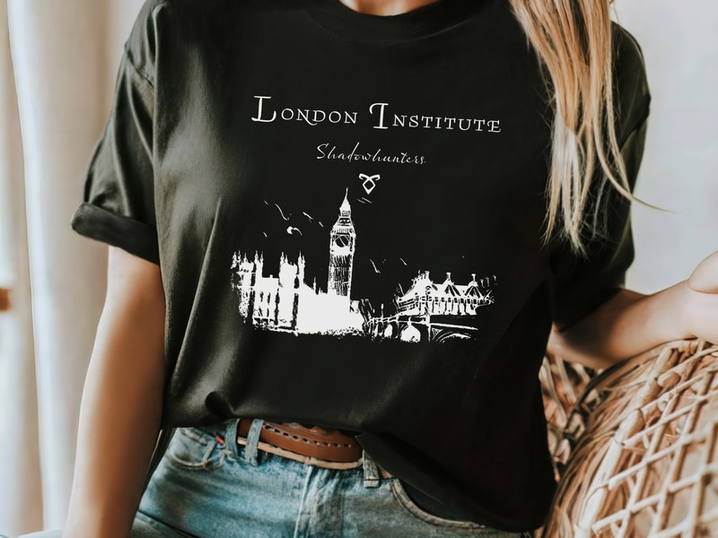 The Definitive Shadowhunters Shop Guide: How to Spot Genuine Collectibles